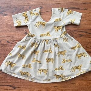 Quince tiger skater pocket dress 4T